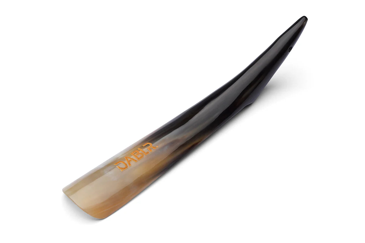 NATURAL POINTED BULL SHOE HORN DARK COLOUR 12 INCHES
